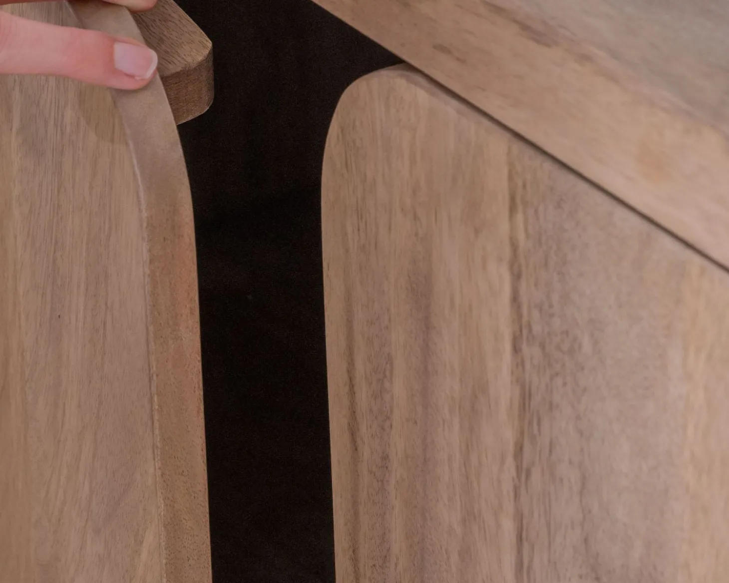 Bahut 3 portes et niches en manguier esprit japandi "Orobie" 180 cm