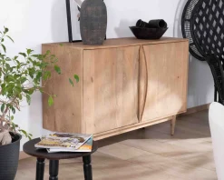 Bahut contemporain en manguier massif 2 portes avec poignées intégrées arc de cercle "Cabure"