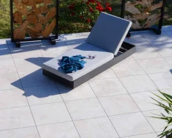 Bain de soleil aluminium et tissu gris clair 1 place 