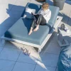 Bain de soleil double en tissu turquoise et aluminium blanc "Nusa Pedina"