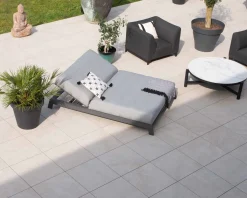 Bain de soleil double moderne et confortable gris clair 