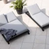 Bain de soleil double tissu Sunbrella gris clair structure aluminium noire "Nusa Pedina"