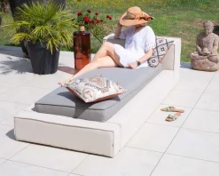 Bain de soleil esprit futon gris clair et lin 