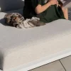 Bain de soleil haut de gamme 2 places "Nusa Pedina" en tissu écru et aluminium blanc