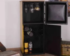 Bar insolite style pompe à essence métal jaune esprit vintage 