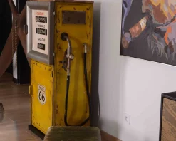Bar insolite style pompe à essence métal jaune esprit vintage 