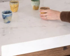 Billot de cuisine en teck recyclé et plateau marbre blanc 