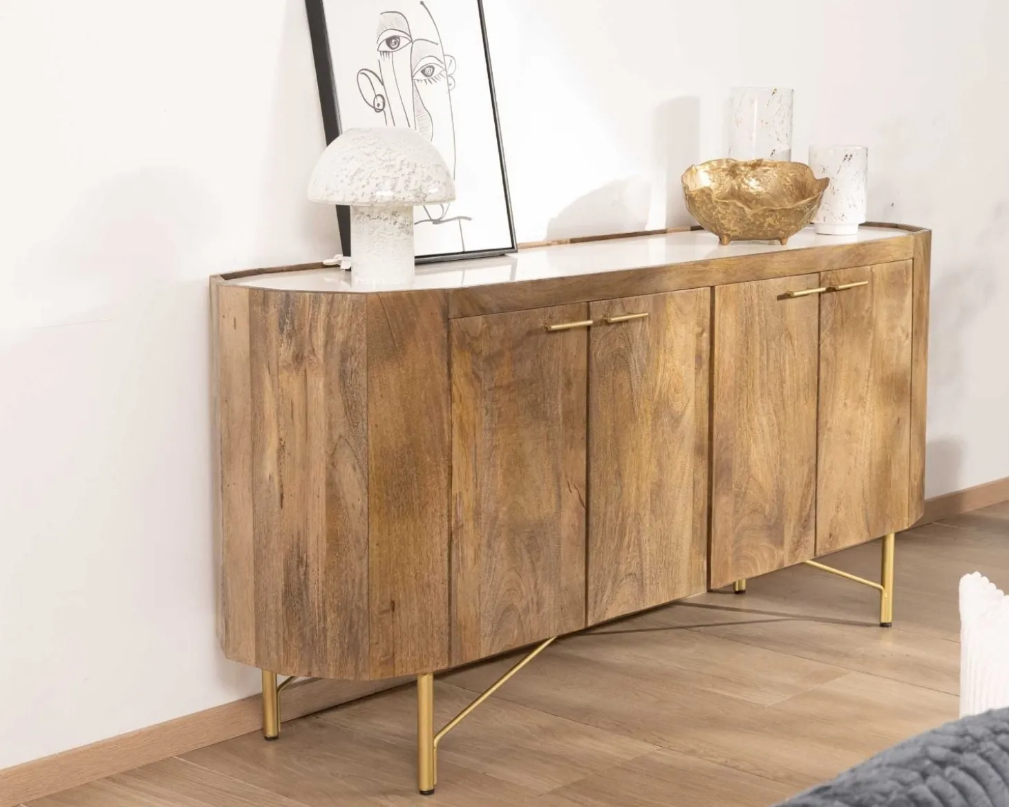 Buffet arrondi avec plateau en terrazzo blanc et pieds métal doré "Bruges"