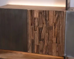 Buffet design bois massif avec LED et décor métal et ciment 