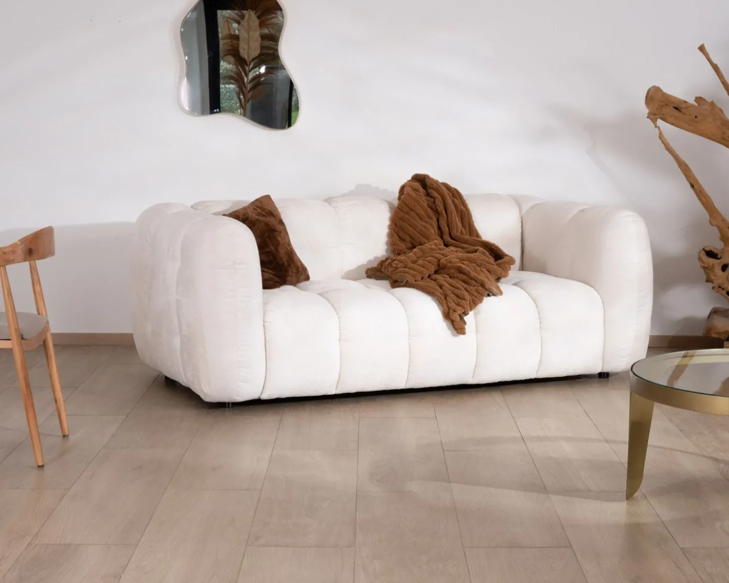 Canapé cocooning 3 places tissu bouclette blanc avec surpiqures "Milow"