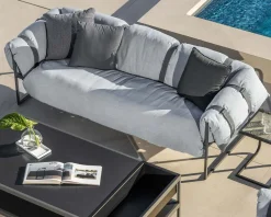 Canapé de terrasse 3 places matelassé tissu Sunbrella gris clair 