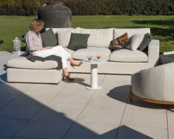 Canapé d'extérieur ultra confort avec ottoman en tissu écru chiné "Toliara" avec coussins décos kaki