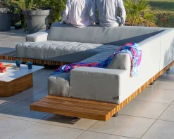 Canapé haut de gamme avec retour droit tissu Sunbrella gris clair "Lombok"