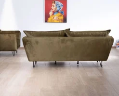 Canapé ultra confort 3 places tissu doux kaki et pieds métal "Hasting"