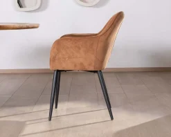 Chaise contemporaine en velours cuivré avec accoudoirs 