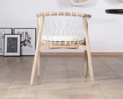 Chaise de repas en bois et corde tressée "Katue"