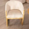 Chaise de repas enveloppante style rétro chic "Isadora" tissu beige et bois
