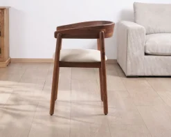 Chaise de repas style rétro 