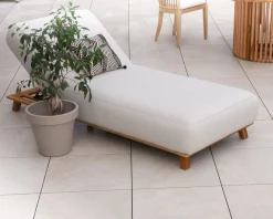 Chaise longue luxueuse teck et tissu écru sans surpiqure 