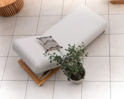 Chaise longue luxueuse teck et tissu écru sans surpiqure 