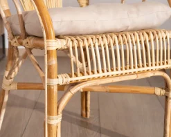 Elégant fauteuil de jardin en rotin avec assise rembourrée "Noho"