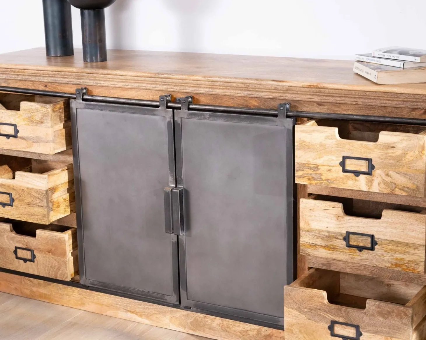 Enfilade style factory en bois massif et métal "Haden"