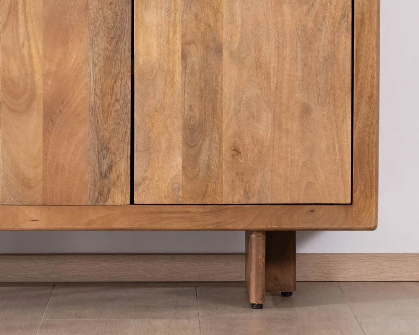 Enfilade vintage 4 portes en manguier naturel "Odely" 180 cm style rétro chic