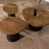 Ensemble de 3 tables basses en bois et métal formes galets naturels "Daun"