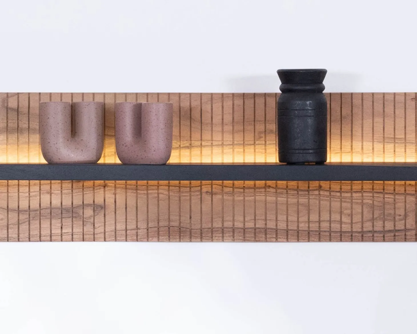 Etagère murale en acacia avec éclairage LED "Bopee"