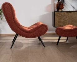 Fauteuil avec repose-pieds en tissu terracotta en velours