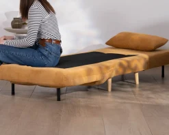 Fauteuil cosy convertible "Folda" en tissu jaune moutarde