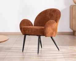 Fauteuil d'appoint esprit rétro avec accoudoirs en tissu cuivré duveteux 