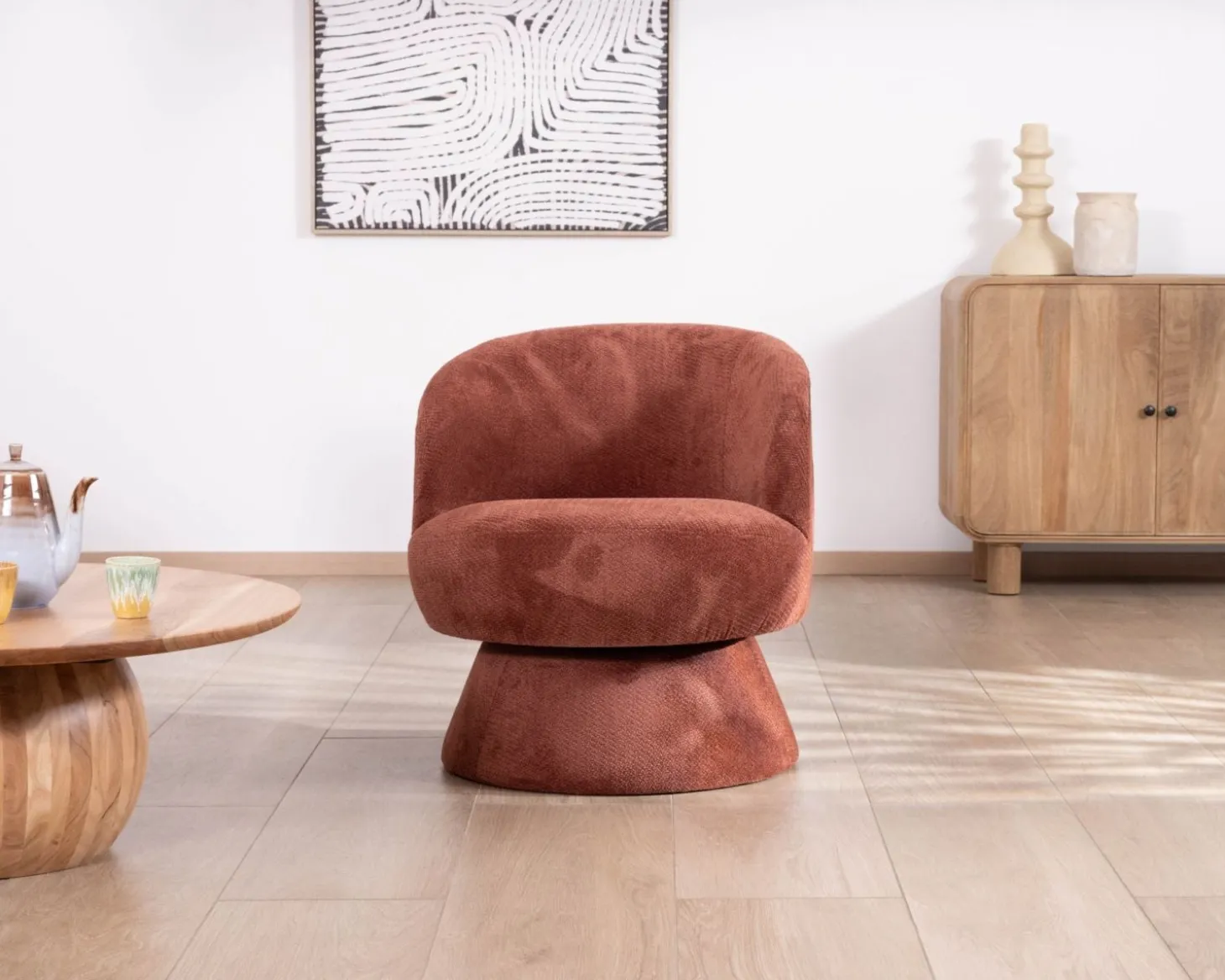 Fauteuil d'appoint pivotant en tissu chenillé terracotta "Ladoga" design enveloppant