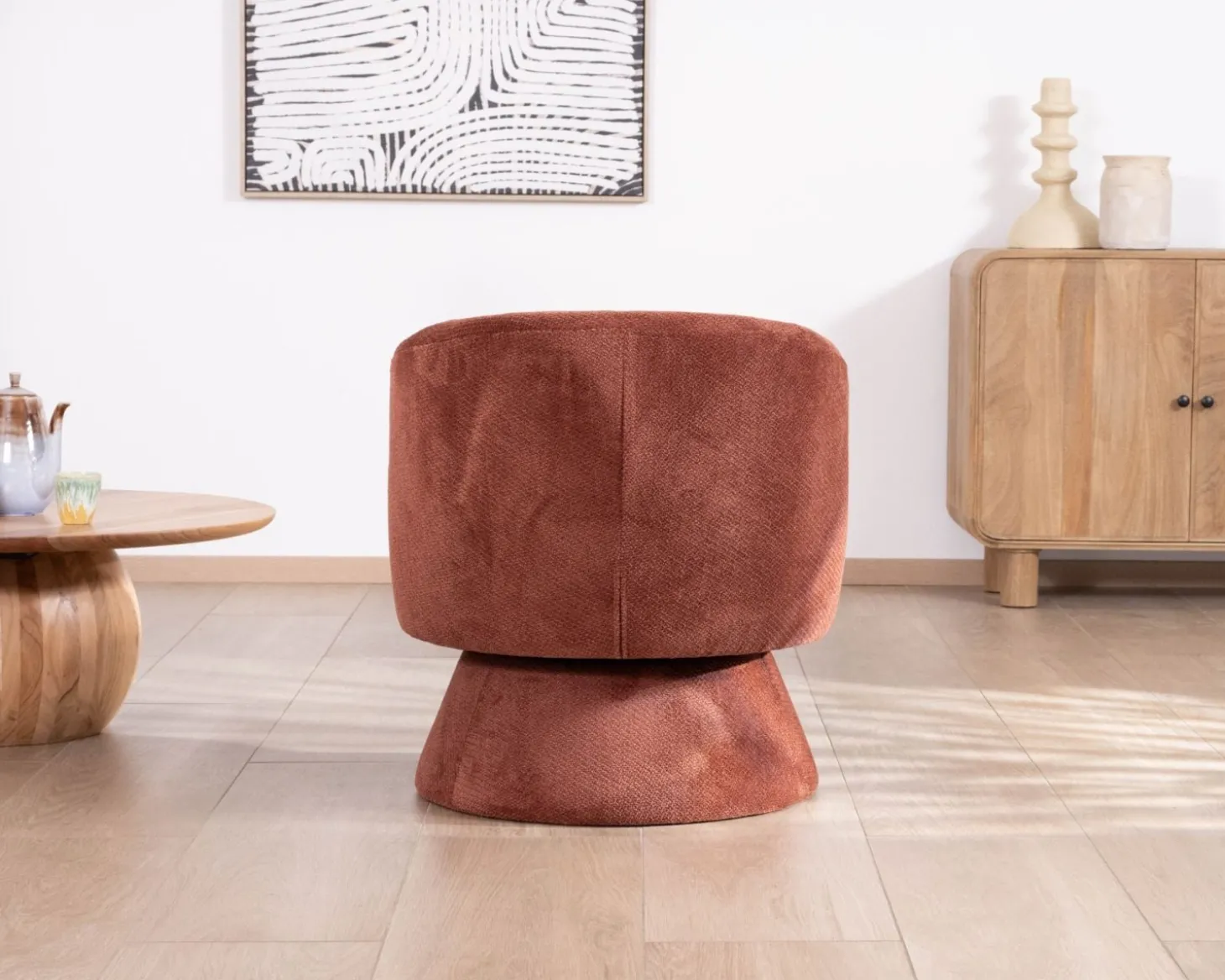 Fauteuil d'appoint pivotant en tissu chenillé terracotta "Ladoga" design enveloppant