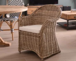 Fauteuil de jardin en rotin kubu grisé, assise en tissu "Balangan Beach"