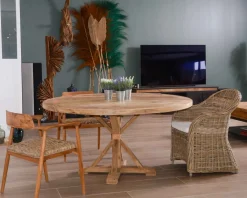 Fauteuil de jardin en rotin kubu grisé, assise en tissu 