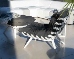 Fauteuil d'extérieur grand confort avec repose-pieds modulaire gris foncé et blanc 