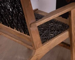 Fauteuil ethnique bas en bois de hêtre et cordages 