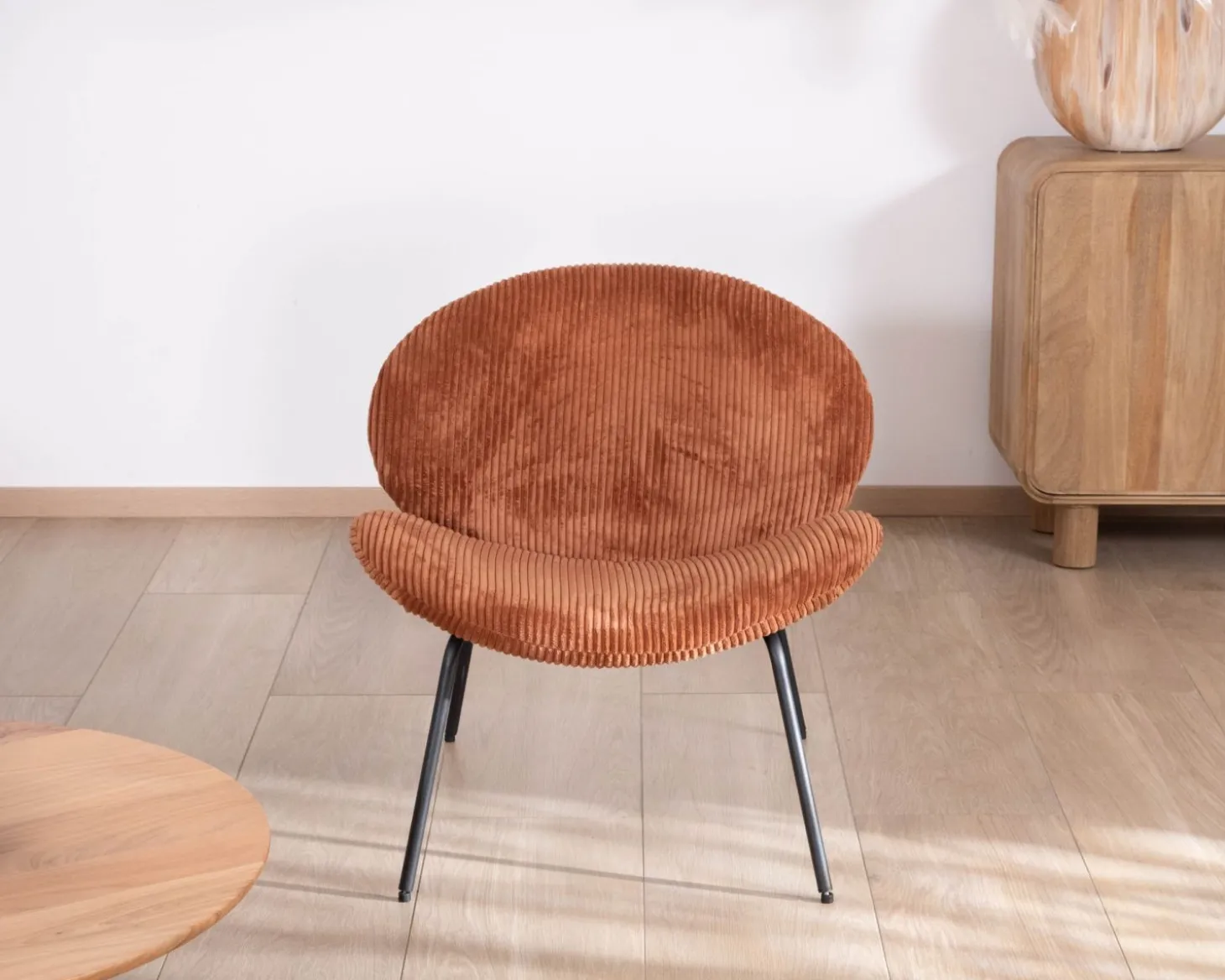 Fauteuil lounge design en velours côtelé rouille "Sonate"