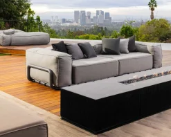 Grand canapé de terrasse droit modulaire esprit décontracté tissu gris 