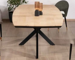 Grande table de repas 300cm manguier massif finition sablée bords biseautés noirs et pieds étoile "Pise"