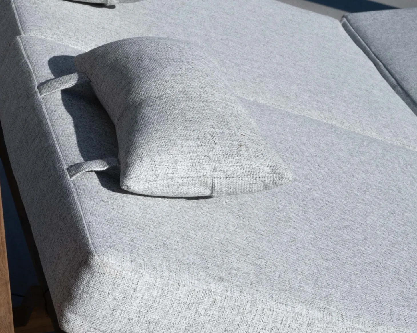 Lit de jardin en teck et tissu spécial extérieur gris clair "Eclipse"