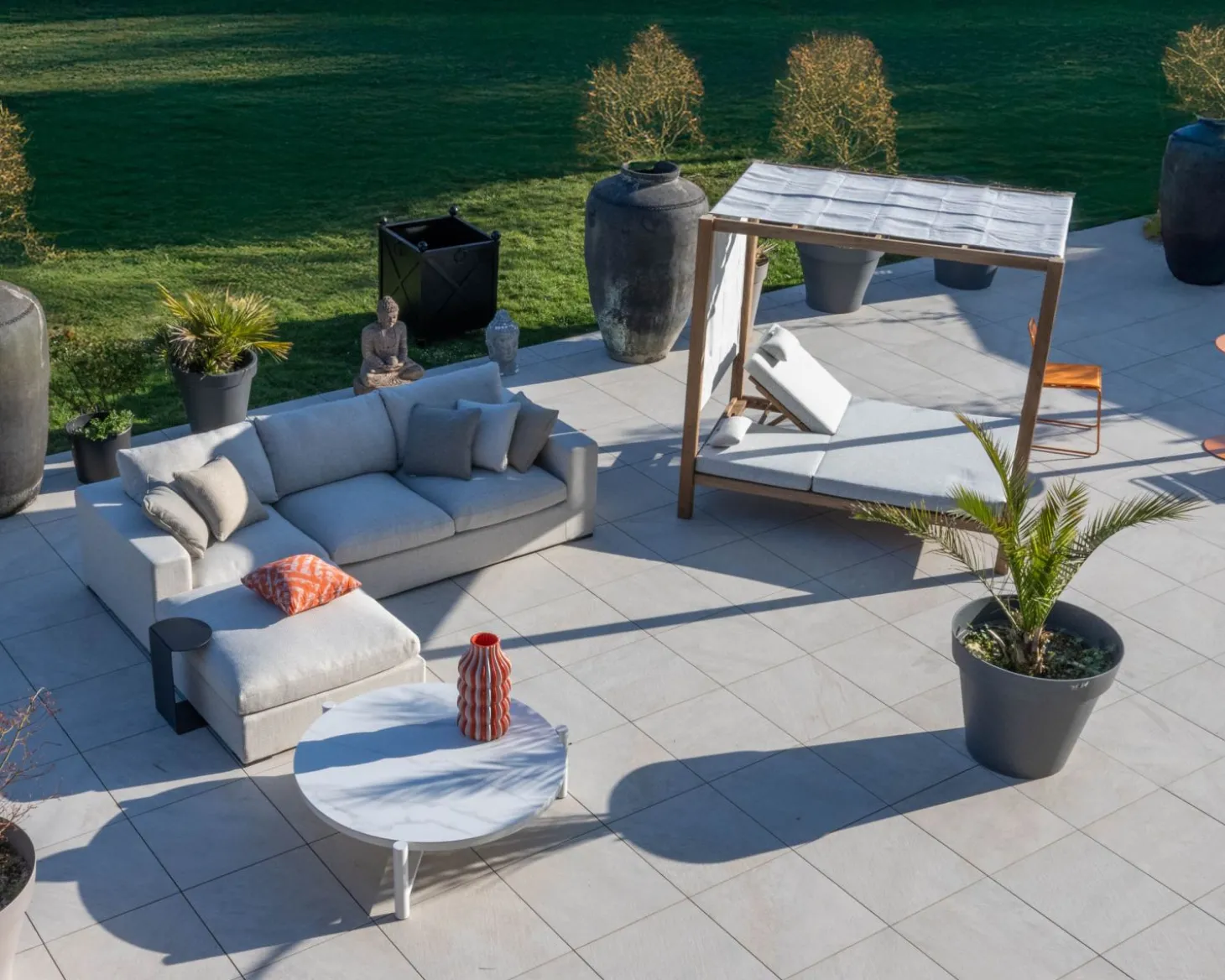 Lit de jardin en teck et tissu spécial extérieur gris clair "Eclipse"