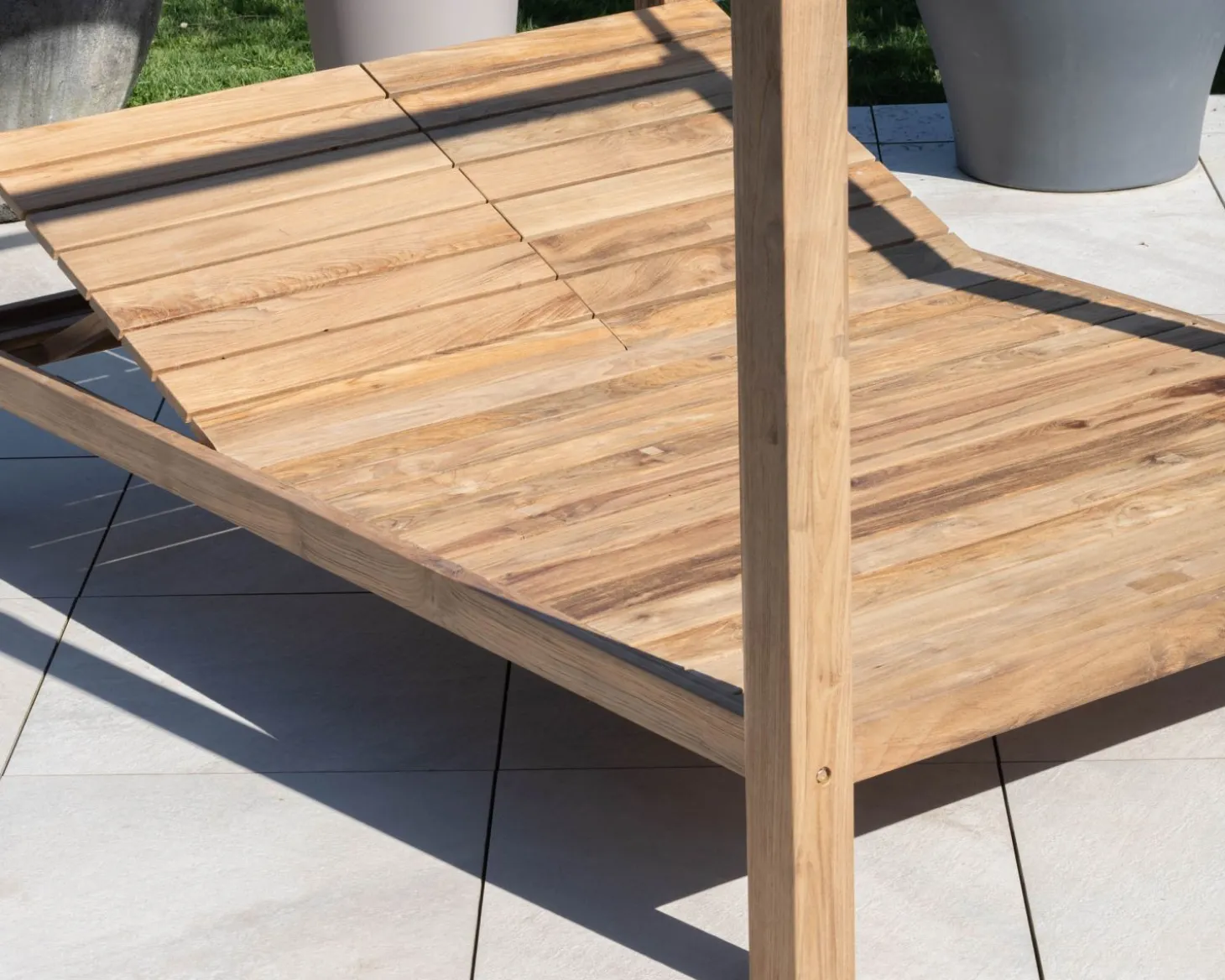 Lit de jardin en teck et tissu spécial extérieur gris clair "Eclipse"