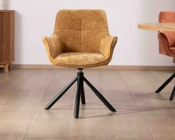 Lot de 2 chaises avec accoudoirs en tissu jaune et pied métal pivotant "Ewing"
