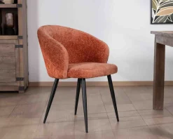 Lot de 2 chaises contemporaines et enveloppantes en tissu bouclé terracotta "Kandy"