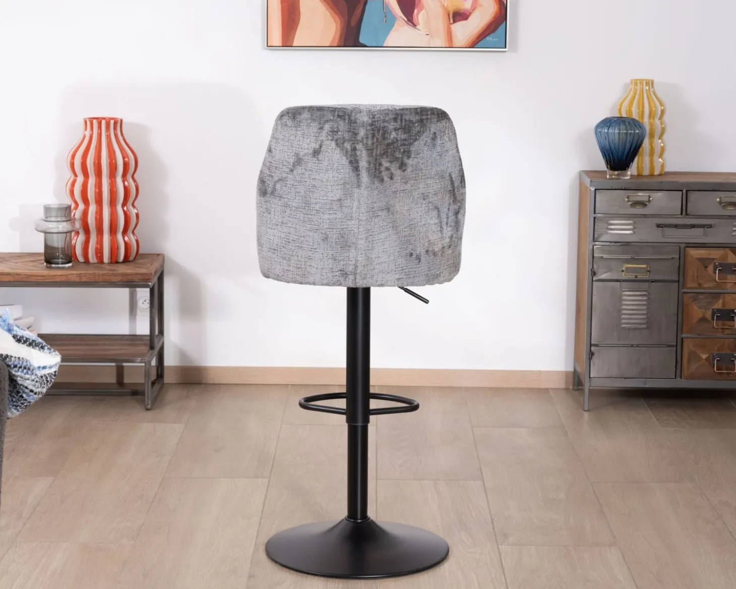 Lot de 2 chaises de bar hauteur réglable en velours gris et pied métal noir "Zoung"