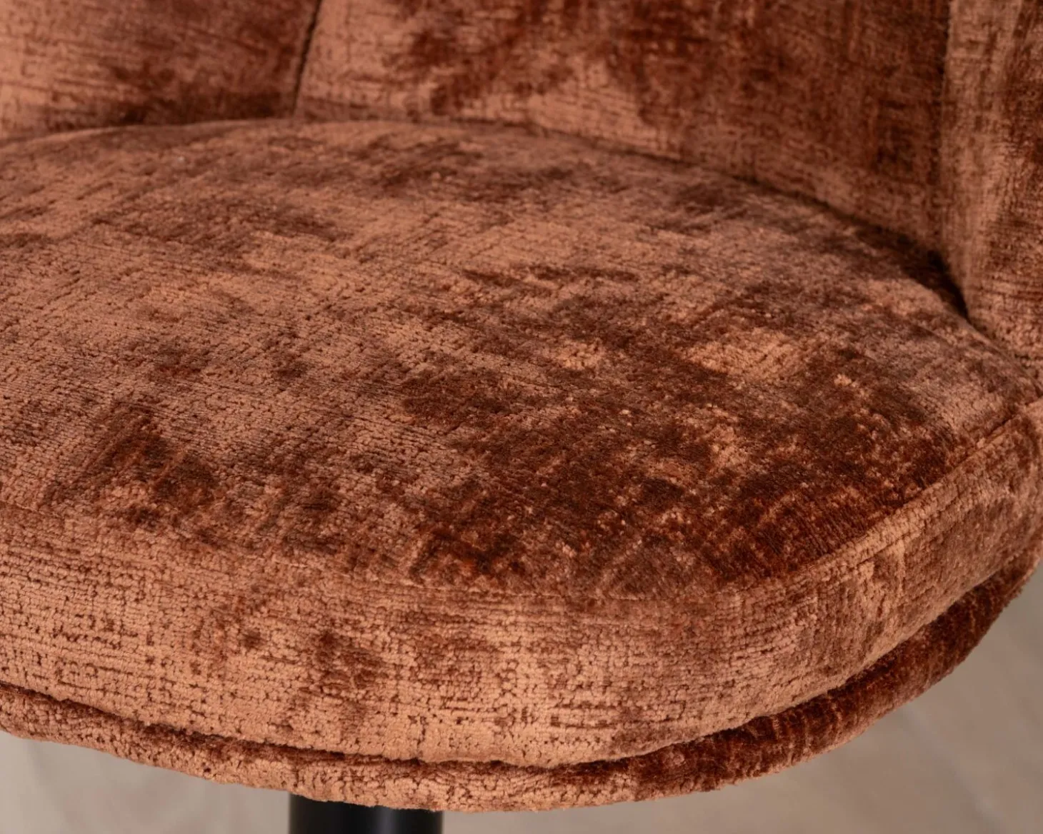 Lot de 2 chaises de bar pivotantes en velours ras terracotta avec dossier haut "Zoung" hauteur réglable