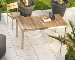 Lot de 4 chaises de jardin empilables en teck et acier inoxydable "Melta"
