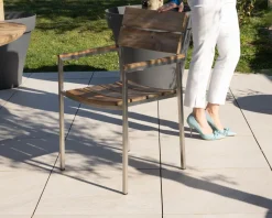 Lot de 4 chaises de jardin empilables en teck et acier inoxydable 